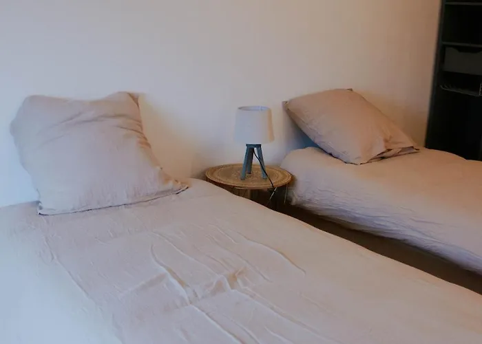 Cozy House With Garden, Comfort For 6 People Maulévrier